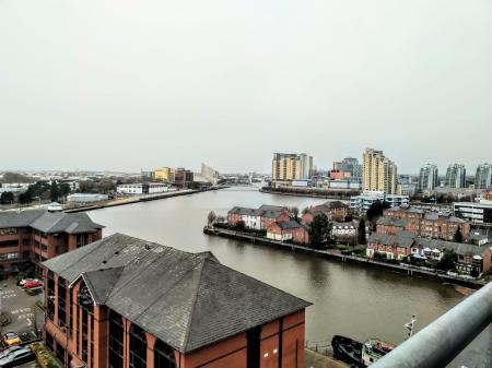 1 bedroom Studio flat to let in Clippers Quay, Salford Quays, Salford, M50