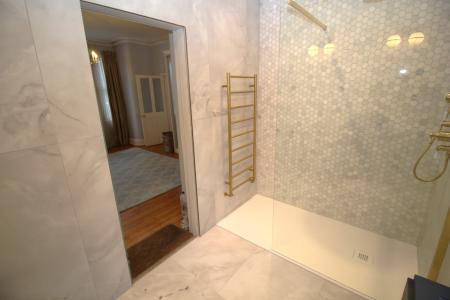 5 bedroom Flat to let in 2 Victoria Avenue, Manchester, M20