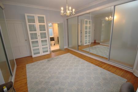 5 bedroom Flat to let in 2 Victoria Avenue, Manchester, M20