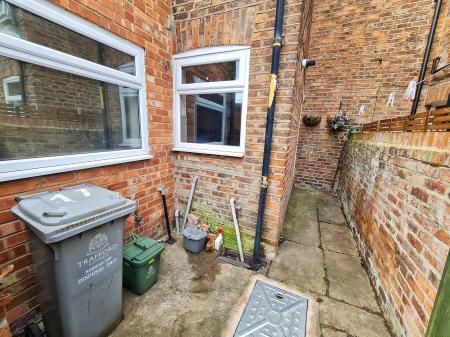 2 bedroom Terraced House to let in St Anns Street, Sale Moor, Sale, M33