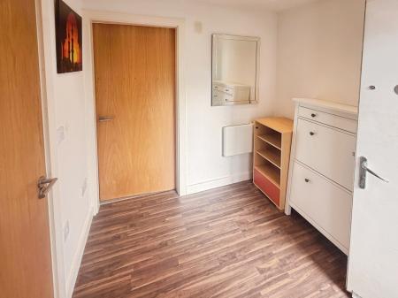 1 bedroom Flat to let in Greenwood Terrace, Salford, M5