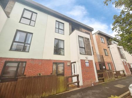 Greenwood Terrace, Salford, M5