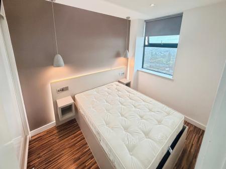 1 bedroom Flat to let in Chester Road, Manchester, M16