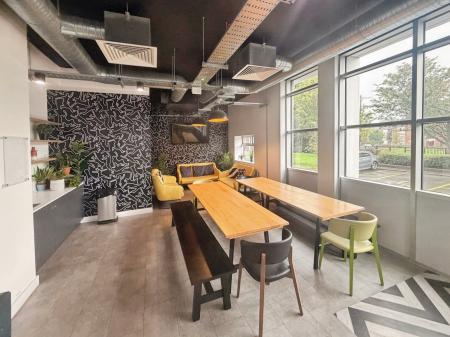 1 bedroom Flat to let in Chester Road, Manchester, M16