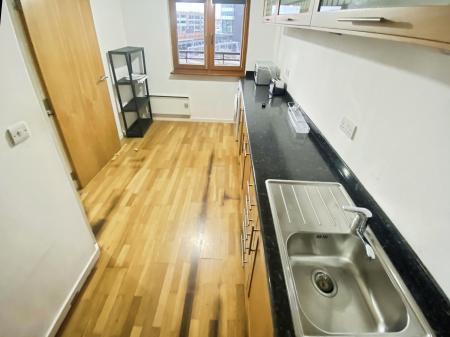2 bedroom Flat to let in Corporation Street, Manchester, M4