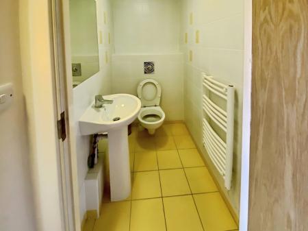2 bedroom Flat to let in Corporation Street, Manchester, M4