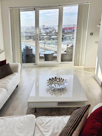 2 bedroom Flat to let in The Quays, Salford Quays, Salford, M50