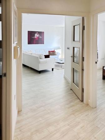 2 bedroom Flat to let in The Quays, Salford Quays, Salford, M50