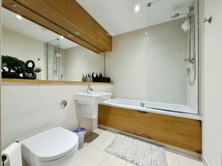 1 bedroom Flat for sale in Kelso Place, Manchester, M15