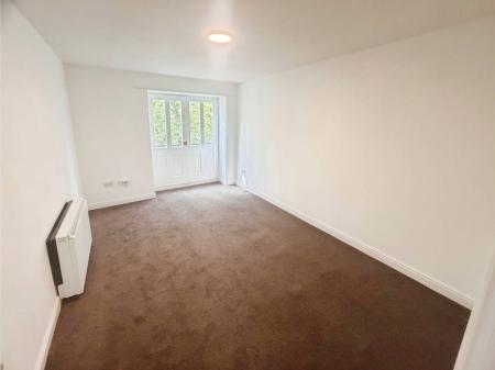 2 bedroom Flat to let in Cleminson Street, Salford, M3
