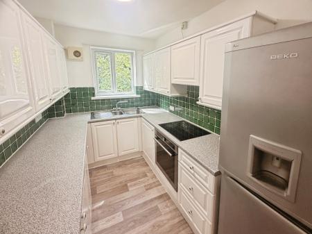 2 bedroom Flat to let in Cleminson Street, Salford, M3