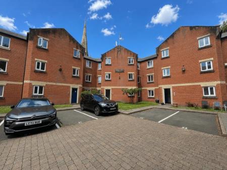 2 bedroom Flat to let in Cleminson Street, Salford, M3