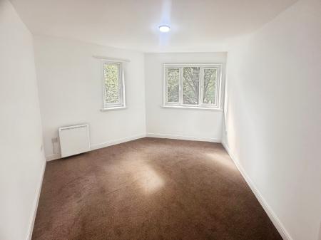 2 bedroom Flat to let in Cleminson Street, Salford, M3