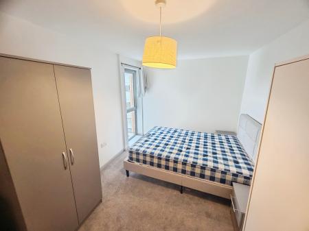 2 bedroom Flat to let in 1c Elmira Way, Salford, M5