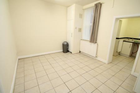 3 bedroom Terraced House to let in Whiteacre Road, Ashton-Under-Lyne, OL6
