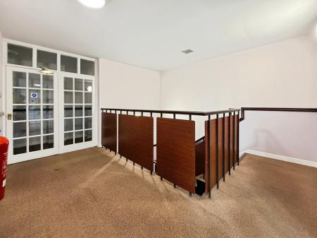 2 bedroom Flat for sale in Woodbourne Road, Sale, M33