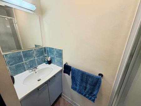 2 bedroom Flat for sale in Woodbourne Road, Sale, M33