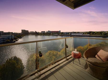 2 bedroom Flat for sale in Sovereign Point, The Quays, M50