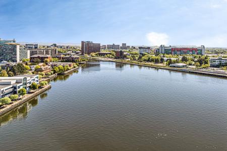 2 bedroom Flat for sale in Sovereign Point, The Quays, M50