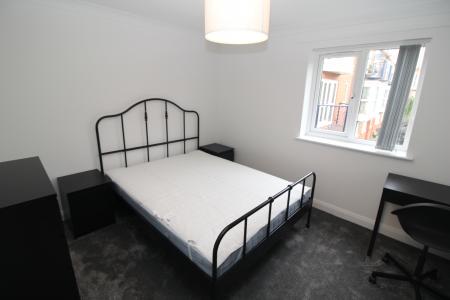 2 bedroom Flat to let in Winnipeg Quay, Salford Quays, Salford, M50