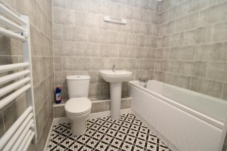2 bedroom Flat to let in Winnipeg Quay, Salford Quays, Salford, M50