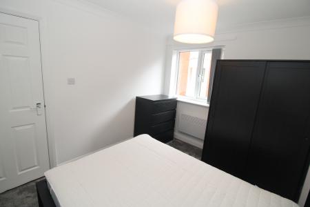 2 bedroom Flat to let in Winnipeg Quay, Salford Quays, Salford, M50