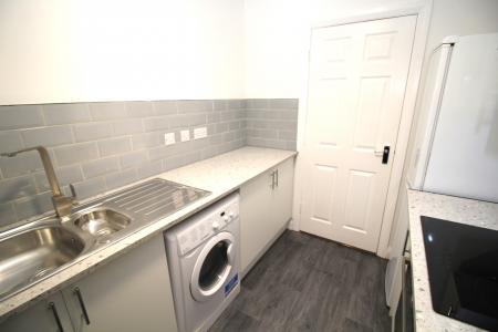 2 bedroom Flat to let in Winnipeg Quay, Salford Quays, Salford, M50