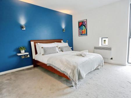 1 bedroom Flat to let in Pollard Street, Manchester, M4