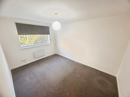 3 bedroom Flat to let in Constance Gardens, Salford, M5