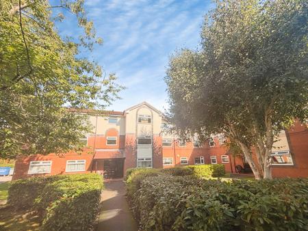 2 bedroom Flat to let in Constance Gardens, Salford, M5