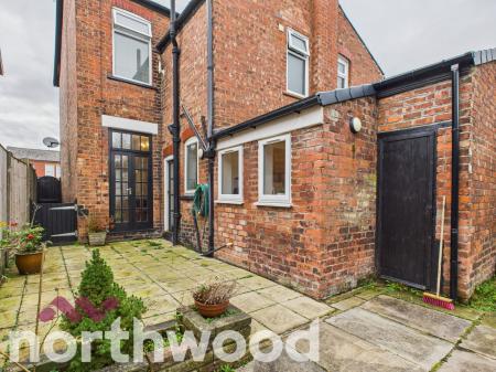 2 bedroom Semi-detached house for sale in Bispham Road, Southport, PR9