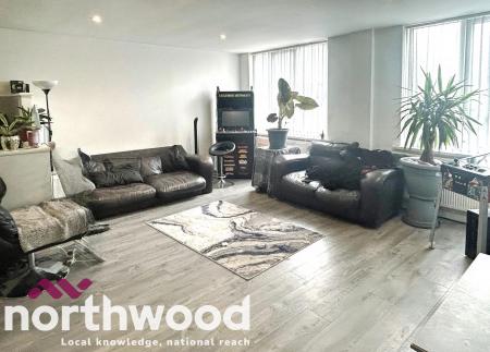 2 bedroom Flat for sale in North House, Southport, PR8