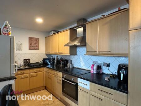 2 bedroom Flat for sale in North House, Southport, PR8