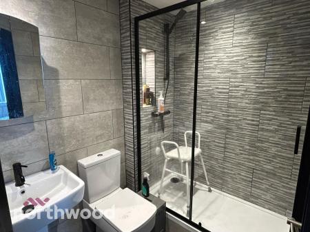 2 bedroom Flat for sale in North House, Southport, PR8