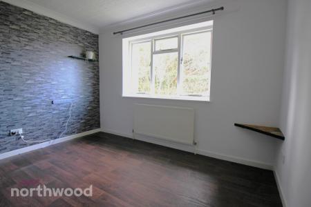 2 bedroom Flat for sale in Park Road, Hesketh Park, Southport, PR9