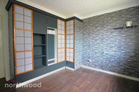 2 bedroom Flat for sale in Park Road, Hesketh Park, Southport, PR9