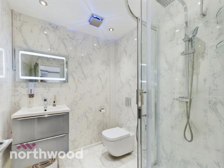 3 bedroom Penthouse for sale in Queens Road, Southport, PR9