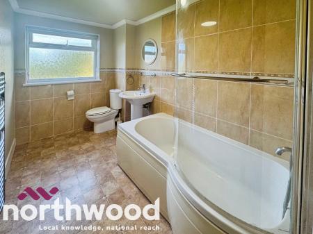 2 bedroom Flat for sale in Westcliffe Road, Birkdale, Southport, PR8