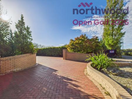 4 bedroom Bungalow to let in Open Golf 2026 Drummersdale Lane, Southport, L40