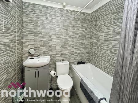 1 bedroom Flat for sale in Park Road, Hesketh Park, Southport, PR9