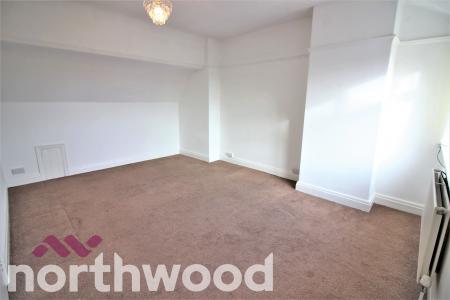 3 bedroom Maisonette for sale in Sandon Road, Hillside, Southport, PR8