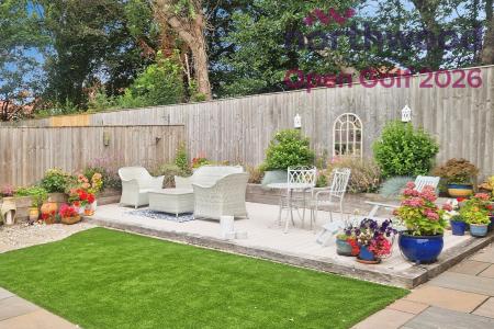 4 bedroom Detached house to let in Open Golf 2026 £15k per week Rose Garde, Birkdale, Southport, PR8