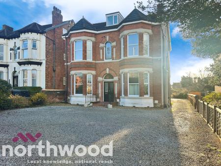 1 bedroom House share to let in Scarisbrick New Road, Southport, PR8