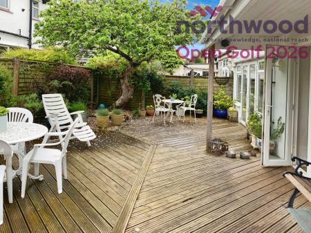 4 bedroom Semi-detached house to let in Open Golf 2026 £14k per week Ryder Cres, Hillside, Southport, PR8