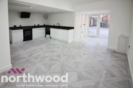 1 bedroom Detached bungalow to let in 30 Chambres Road, Southport, PR8