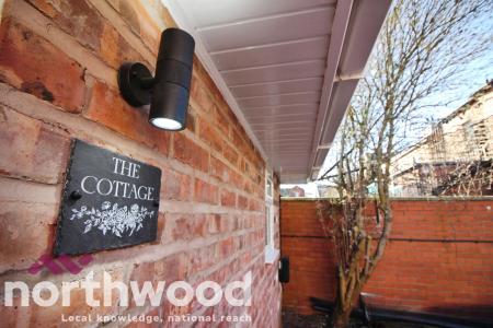 1 bedroom Detached bungalow to let in 30 Chambres Road, Southport, PR8