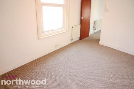 1 bedroom Flat to let in Victoria Street, Southport, Southport, PR9