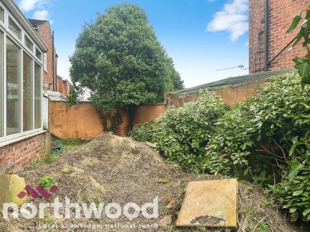 2 bedroom Flat for sale in Hartwood Road, Southport, PR9