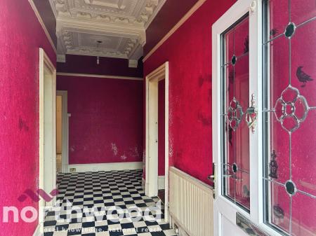 2 bedroom Flat for sale in Hartwood Road, Southport, PR9