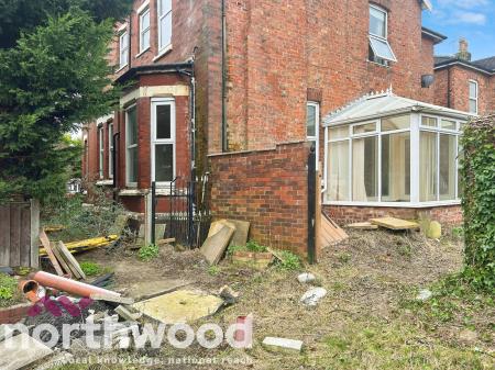 2 bedroom Flat for sale in Hartwood Road, Southport, PR9